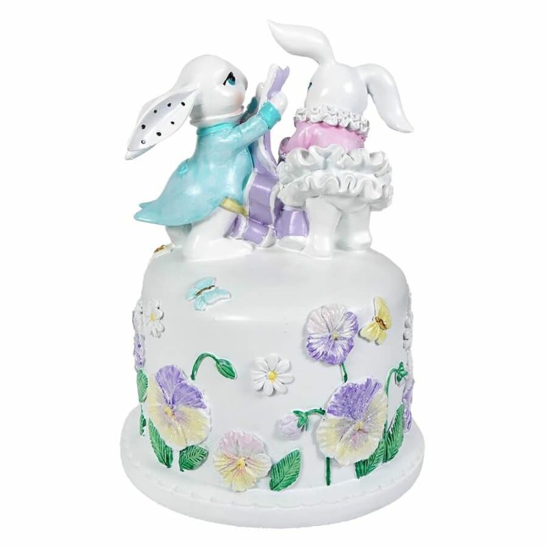 Bunnies On Floral Cake  |  Easter