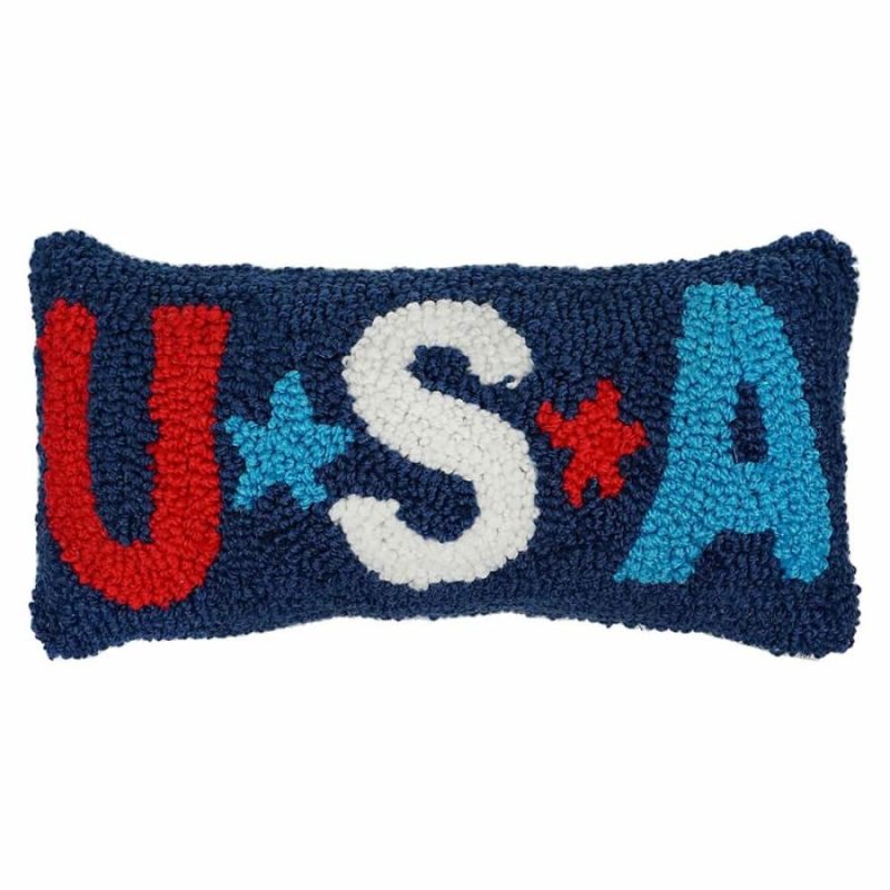 Usa Red, White & Blue Star Hooked Pillow  |  Patriotic